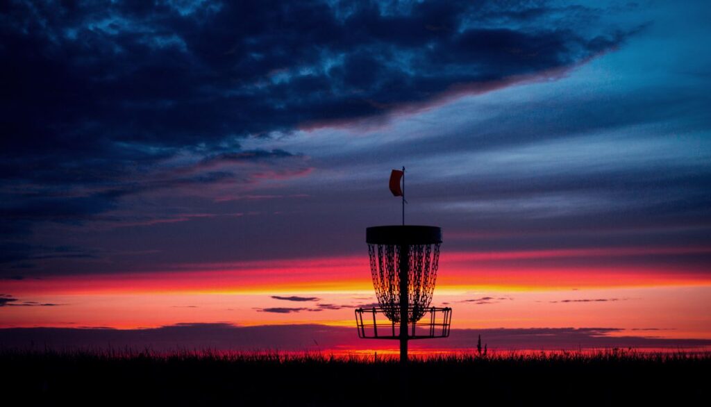 Discgolfirajad - Discgolf Eestis – rajad, pargid, kaardid ja muu seonduv informatsioon